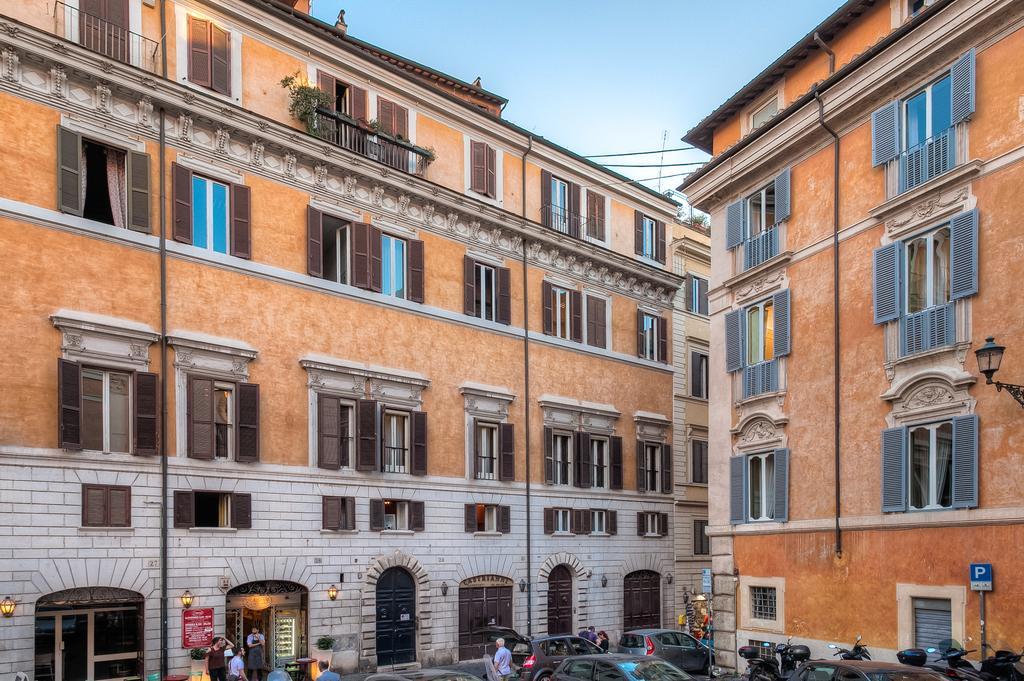 Fabuloucity Fontana Di Trevi Рим Экстерьер фото